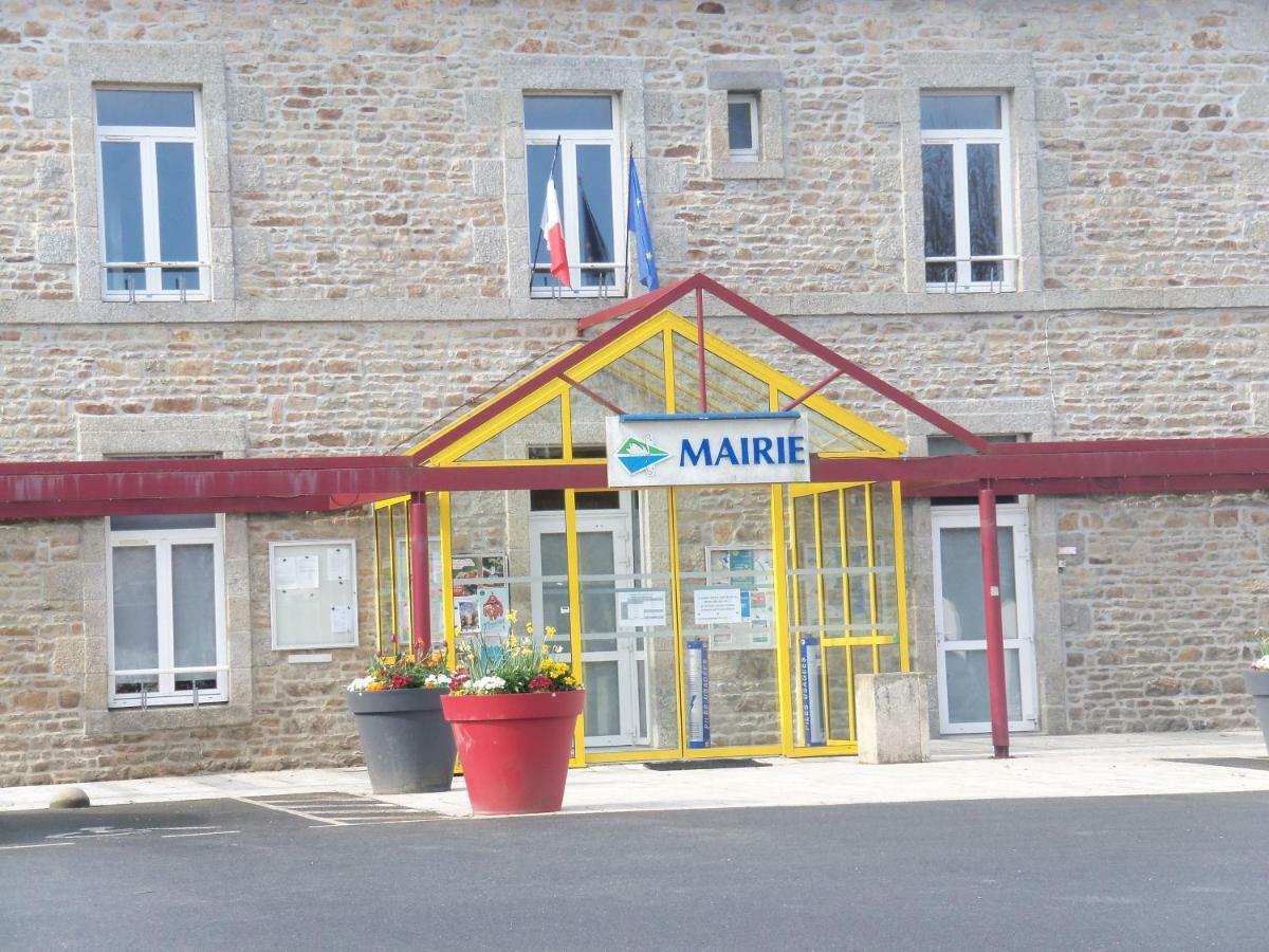 Do Mi Si La Do Re Gite Partage Saint-Carreuc Dış mekan fotoğraf